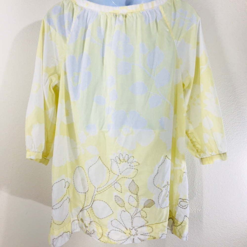 SOLD CAbi Ebroidered Smocked Blouse Size Medium - Picture 4 of 4